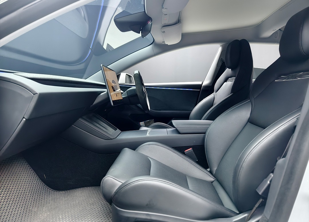 WhatsApp Image 2025-09-17 at 16.15.22 (2)