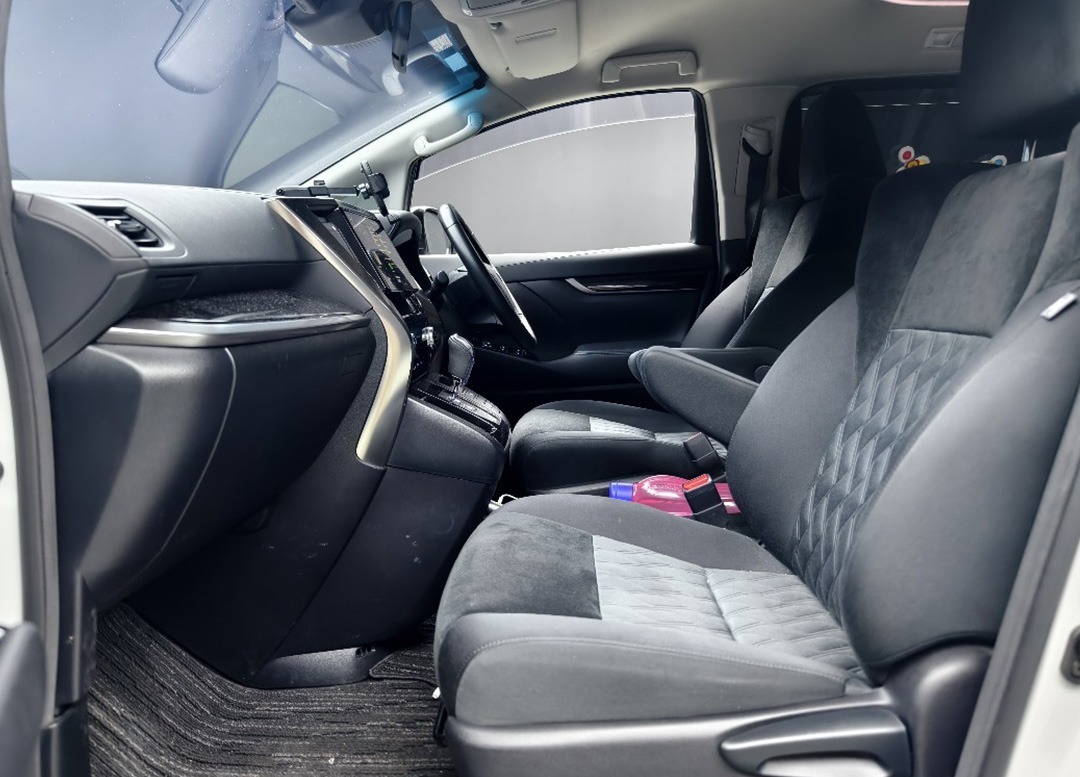 WhatsApp Image 2025-09-17 at 16.11.49 (1)