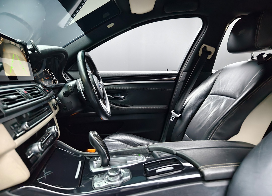 WhatsApp Image 2025-09-22 at 10.30.00 (2)