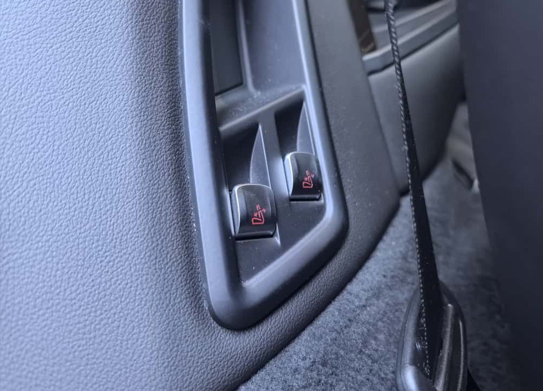 WhatsApp Image 2025-09-24 at 21.57.56