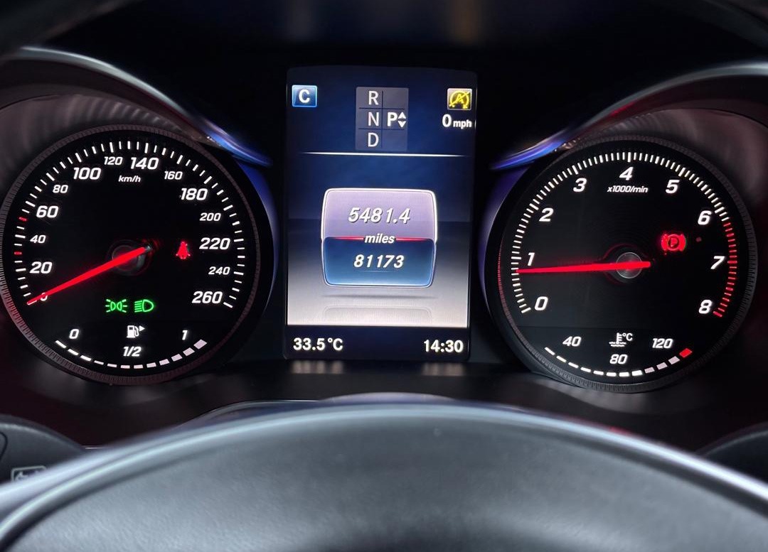 WhatsApp Image 2025-10-01 at 00.39.46 (1)