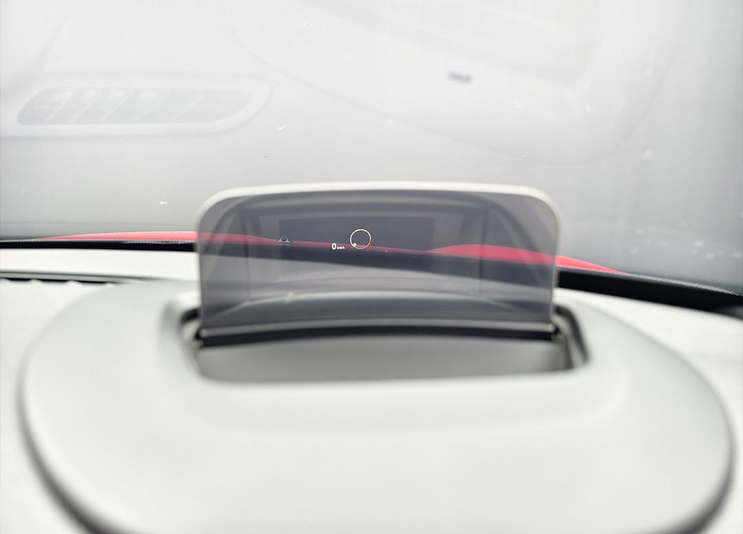 WhatsApp Image 2025-10-01 at 00.42.20 (1)