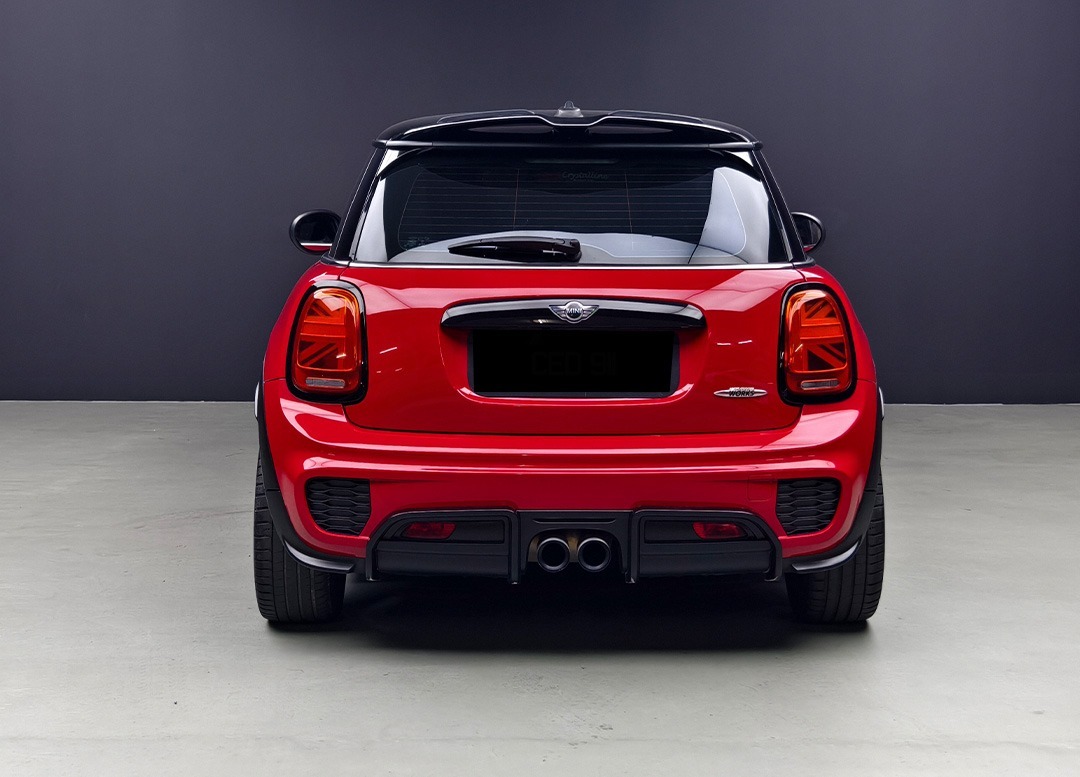 WhatsApp Image 2025-10-01 at 00.42.16 (1)