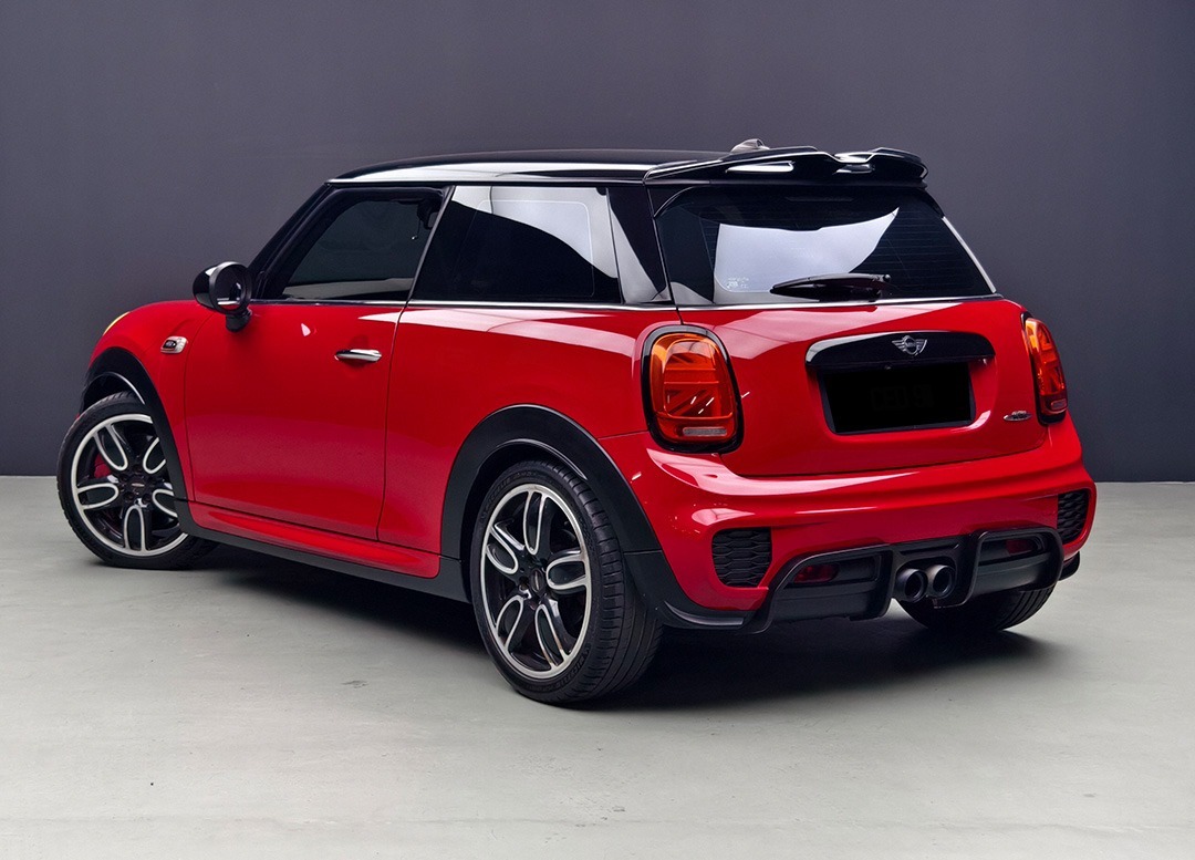 WhatsApp Image 2025-10-01 at 00.42.15