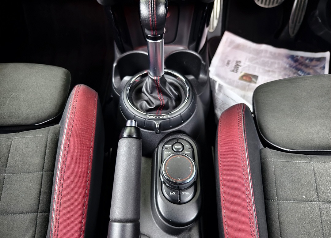 WhatsApp Image 2025-10-01 at 00.42.19