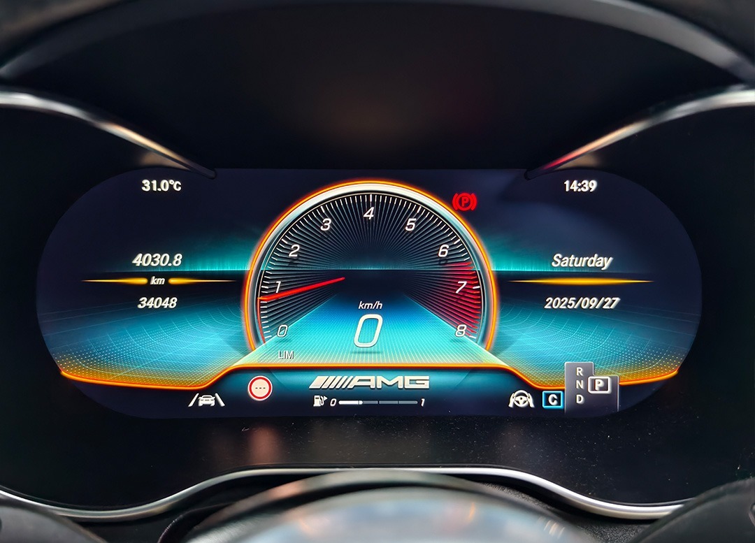 WhatsApp Image 2025-10-01 at 00.32.17 (1)