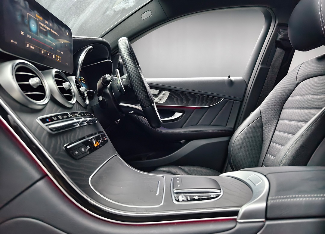 WhatsApp Image 2025-10-01 at 00.32.20 (1)