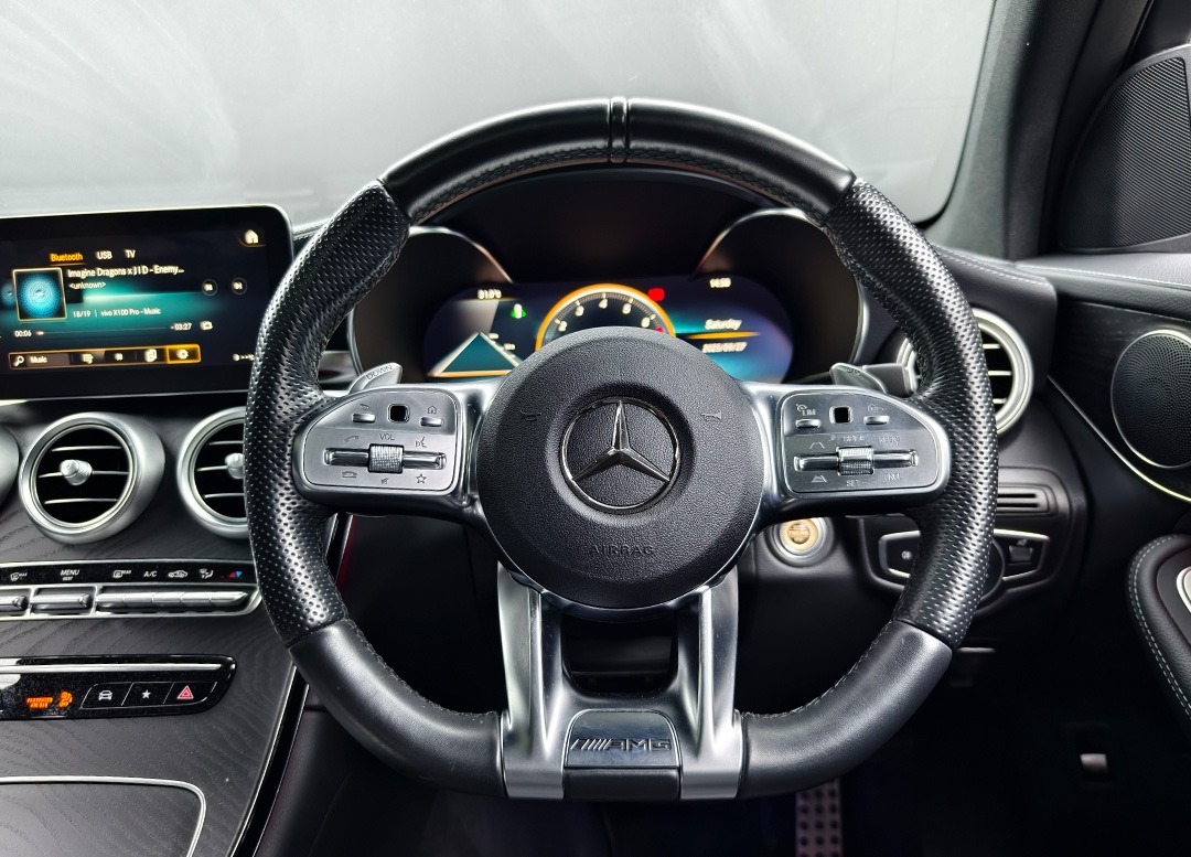 WhatsApp Image 2025-10-01 at 00.32.16