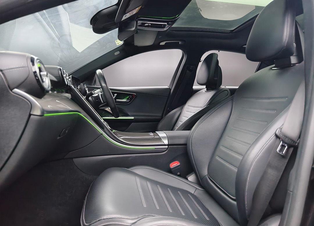 WhatsApp Image 2025-10-01 at 00.33.48 (1)