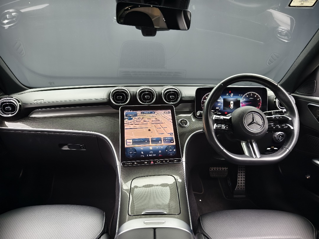 WhatsApp Image 2025-10-01 at 00.33.44 (1)