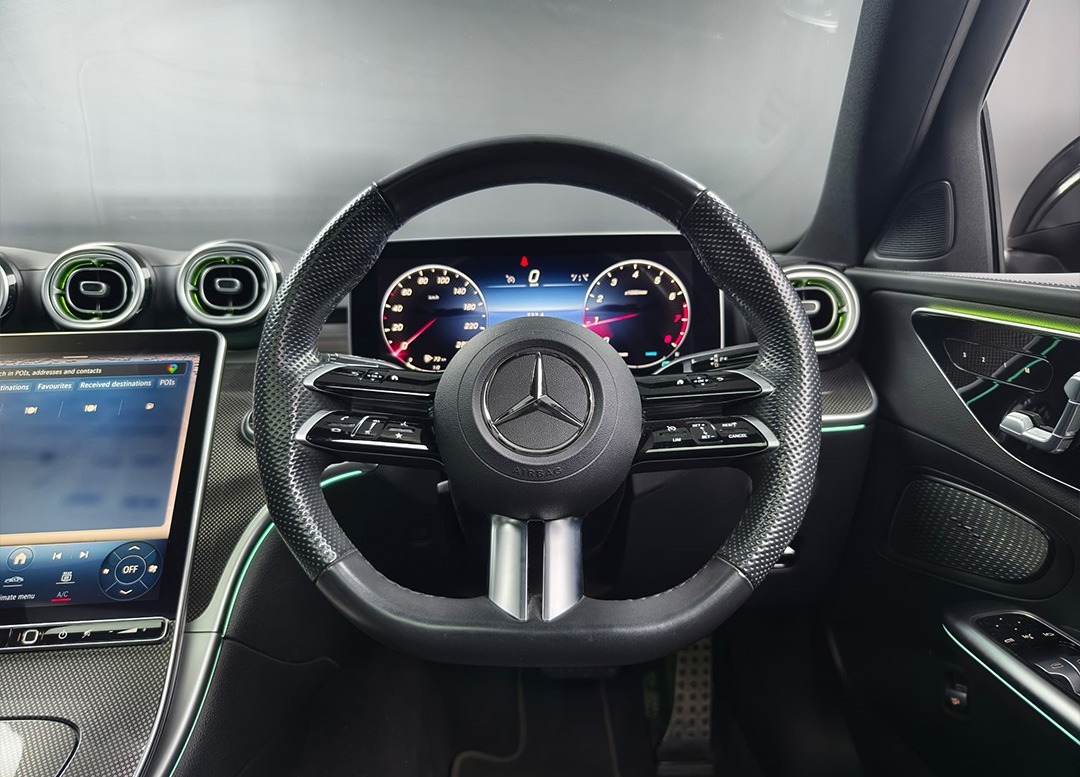 WhatsApp Image 2025-10-01 at 00.33.47