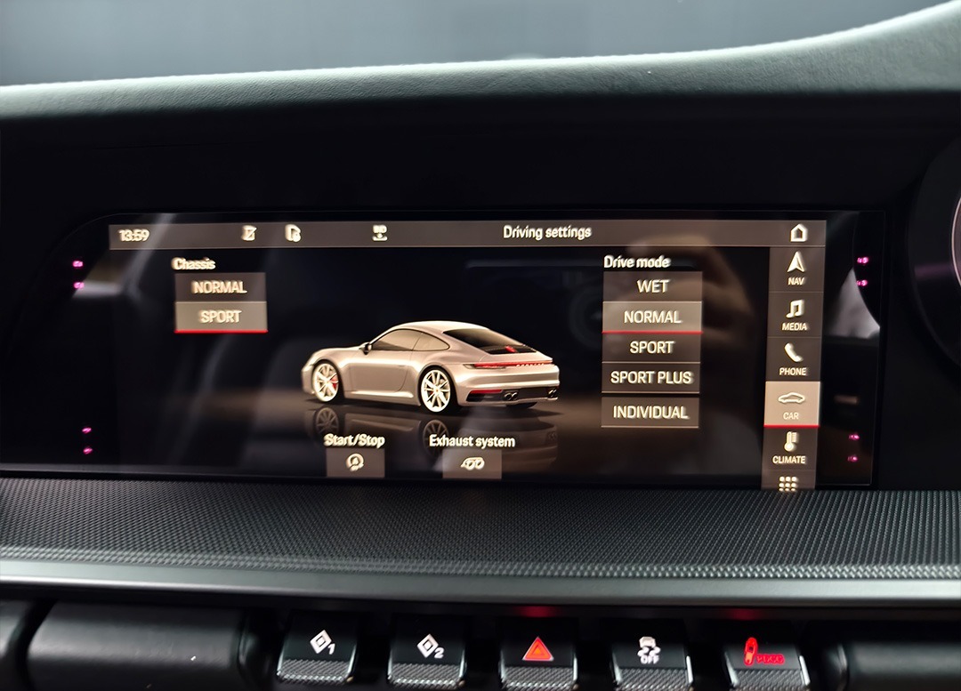 WhatsApp Image 2025-10-01 at 00.38.55 (1)