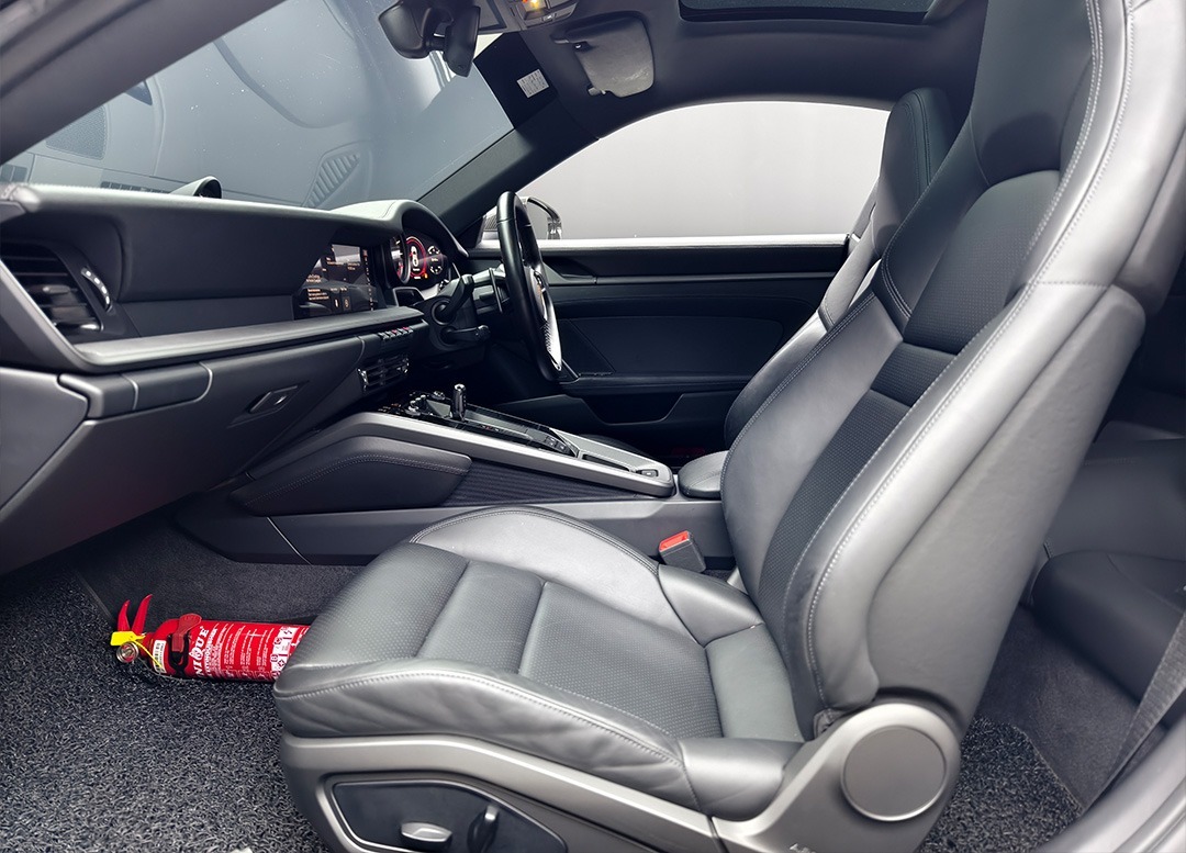 WhatsApp Image 2025-10-01 at 00.38.58 (1)