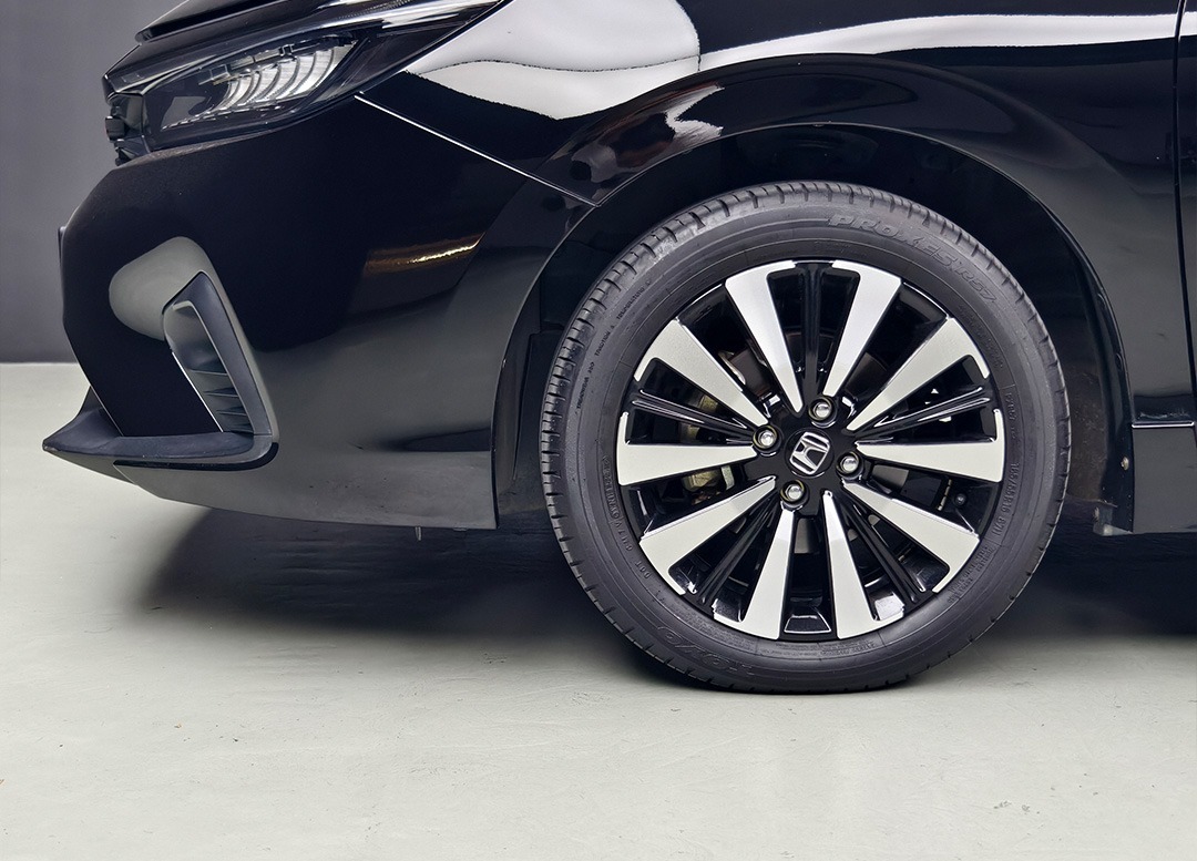 WhatsApp Image 2025-10-01 at 00.35.22 (1)