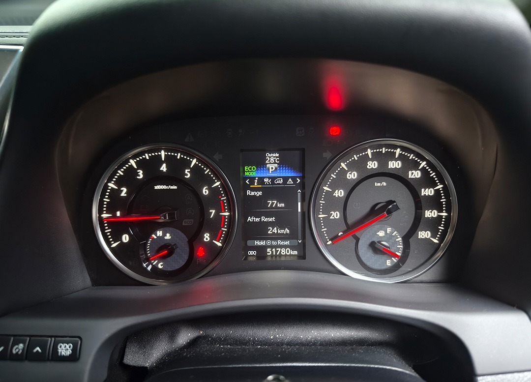 WhatsApp Image 2025-10-01 at 00.34.29