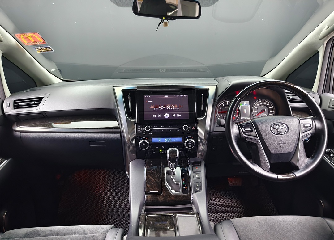 WhatsApp Image 2025-10-01 at 00.34.27 (1)