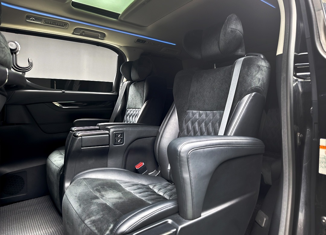 WhatsApp Image 2025-10-01 at 00.34.32