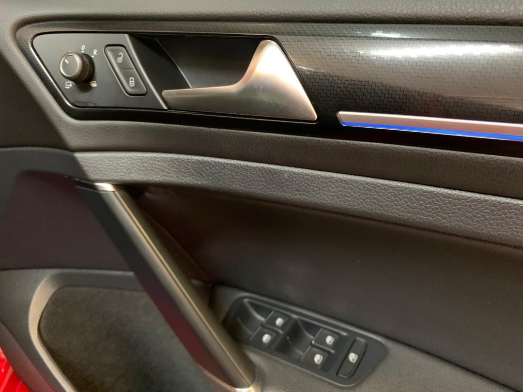 WhatsApp Image 2025-10-03 at 19.13.11