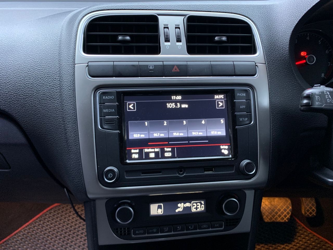 WhatsApp Image 2025-10-06 at 17.35.38 (1)