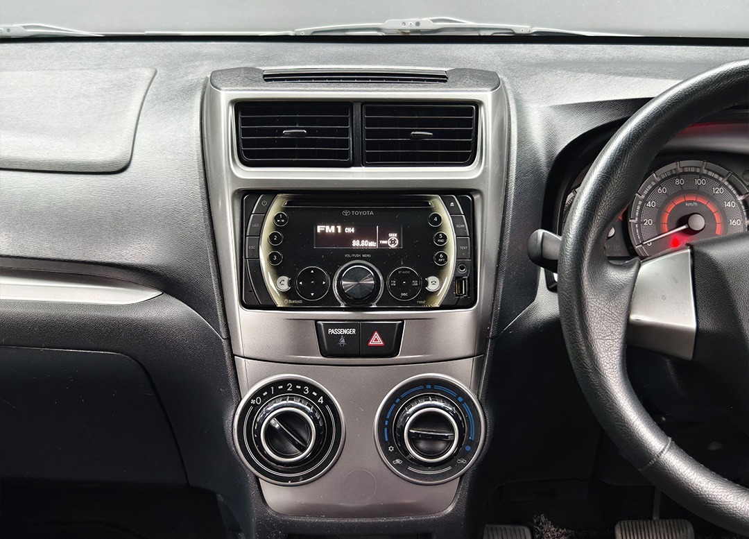 WhatsApp Image 2025-10-08 at 15.39.49