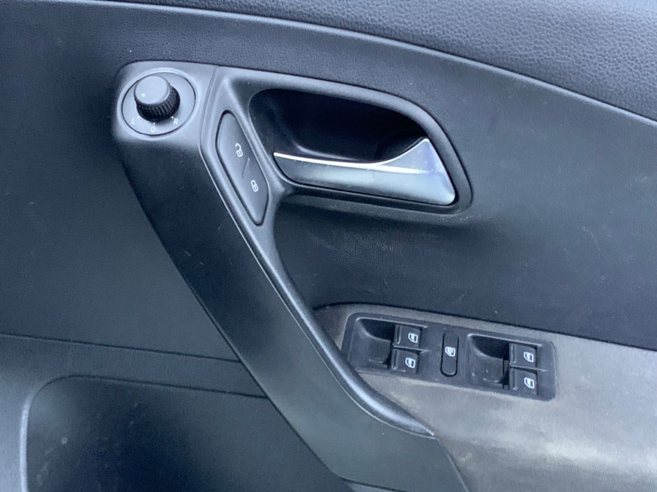 WhatsApp Image 2025-10-09 at 15.21.21 (2)