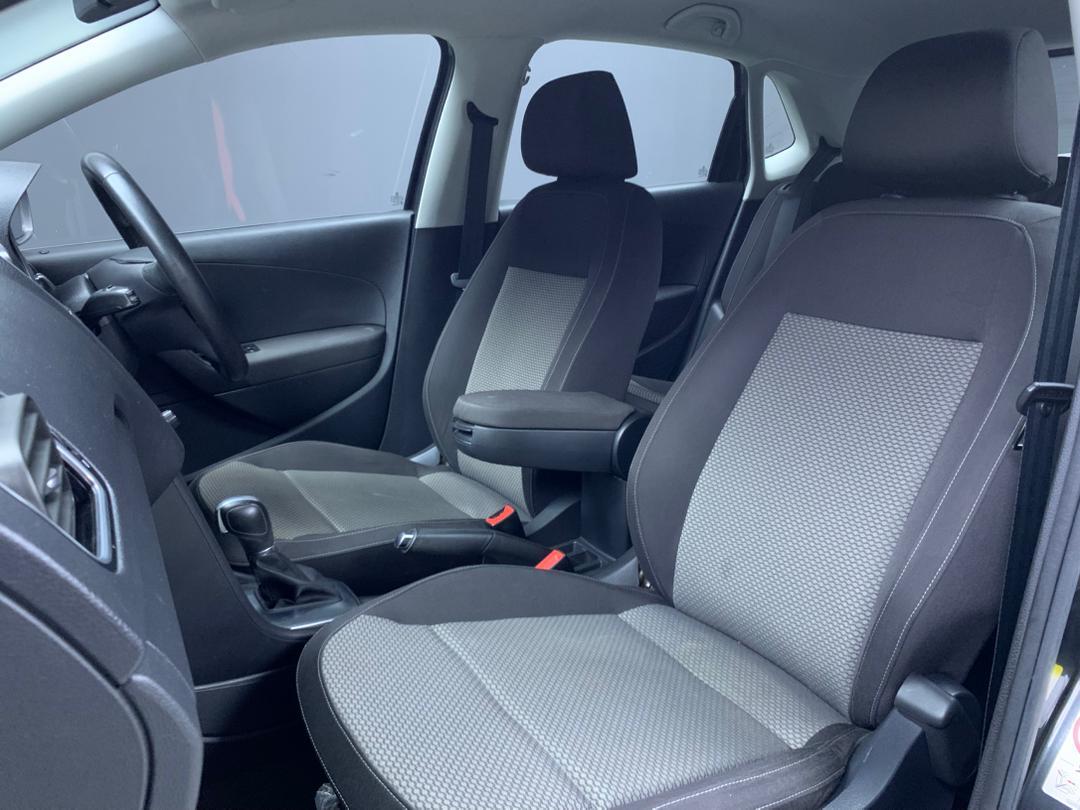 WhatsApp Image 2025-10-09 at 16.30.42