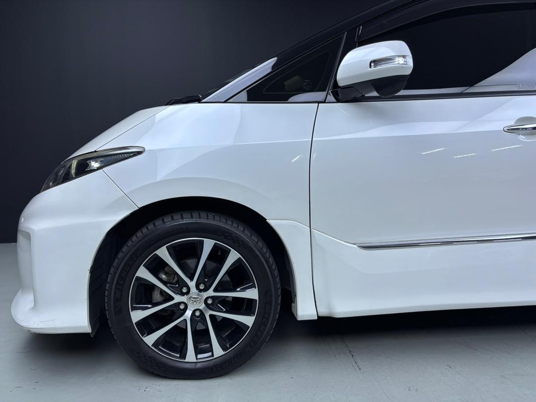 WhatsApp Image 2025-10-13 at 22.44.47 (2)