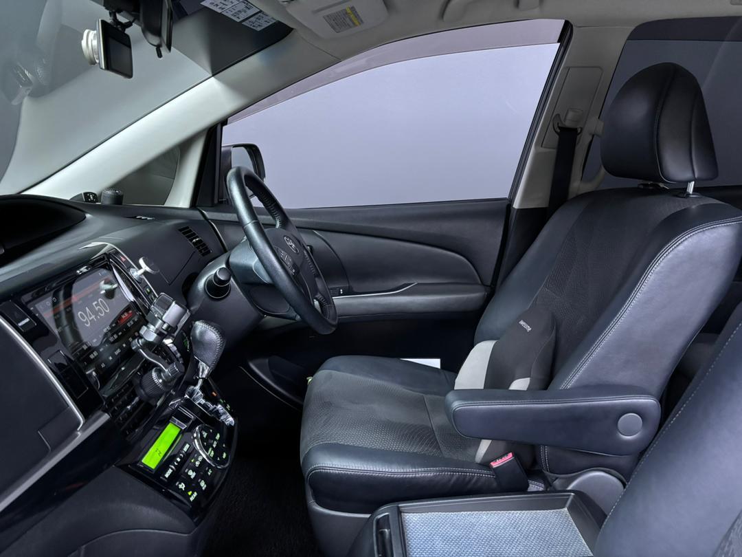 WhatsApp Image 2025-10-13 at 22.44.50