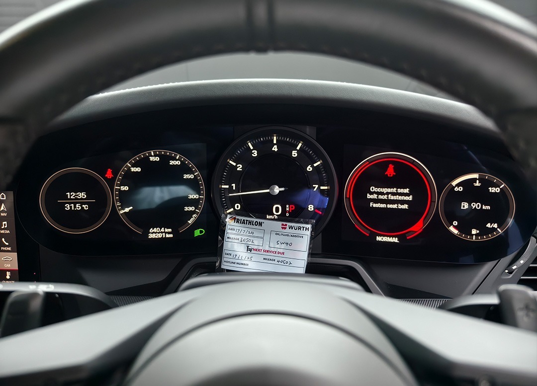 WhatsApp Image 2025-10-20 at 10.04.12