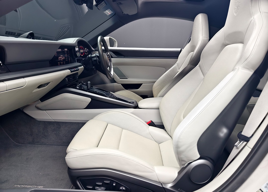 WhatsApp Image 2025-10-20 at 10.04.12 (1)