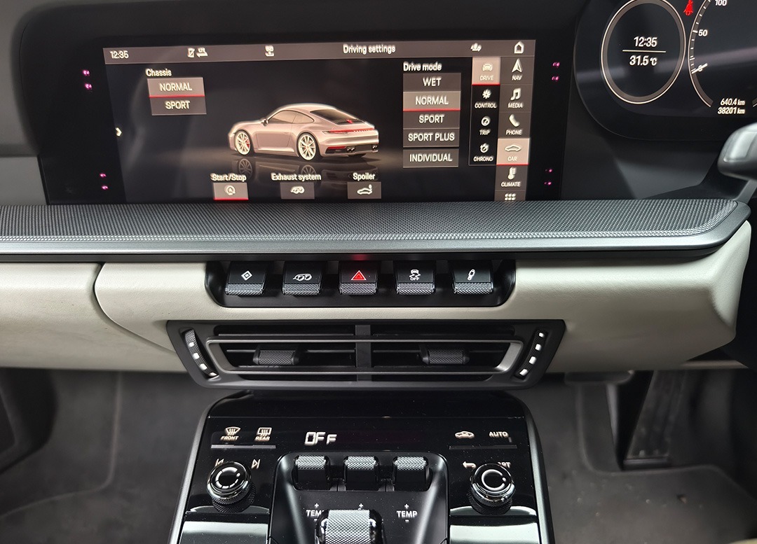 WhatsApp Image 2025-10-20 at 10.04.11 (1)