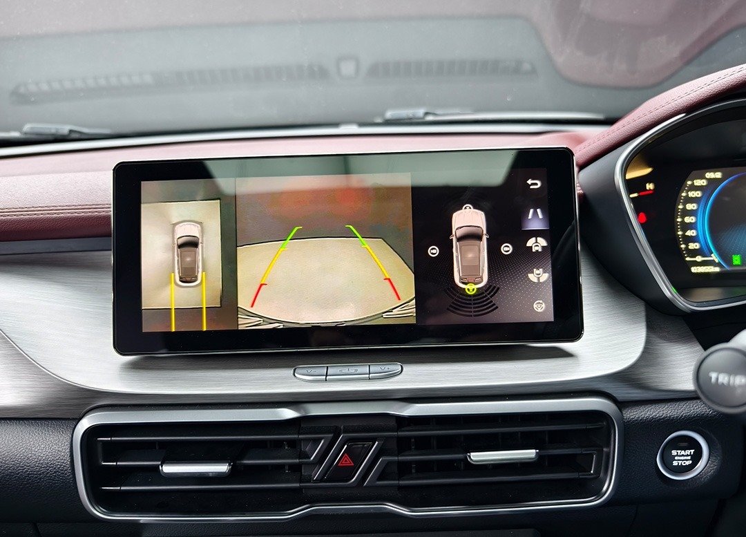 WhatsApp Image 2025-10-20 at 09.38.47