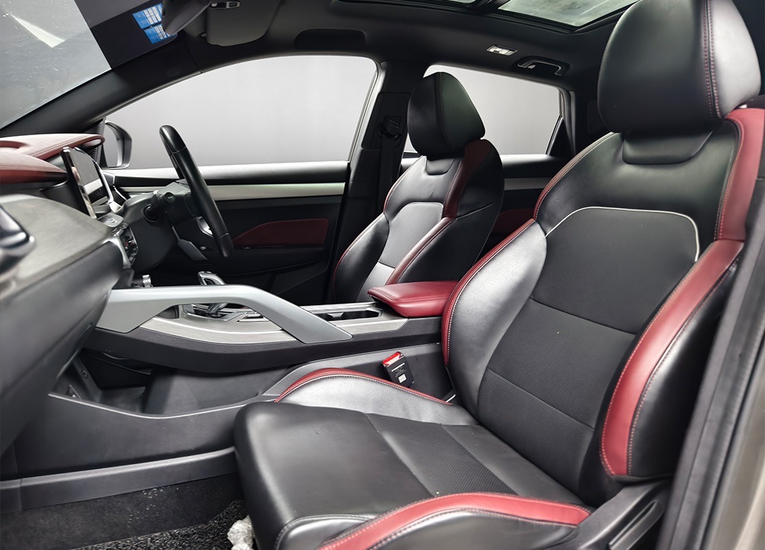 WhatsApp Image 2025-10-20 at 09.38.48 (1)