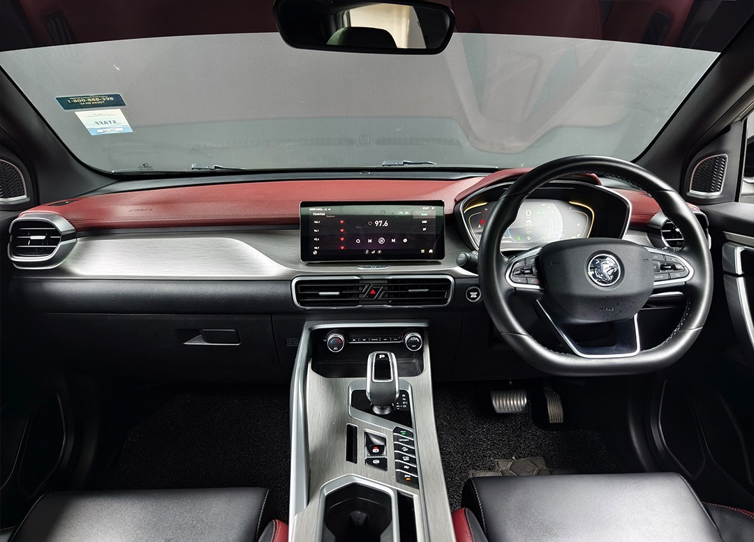 WhatsApp Image 2025-10-20 at 09.38.45 (2)