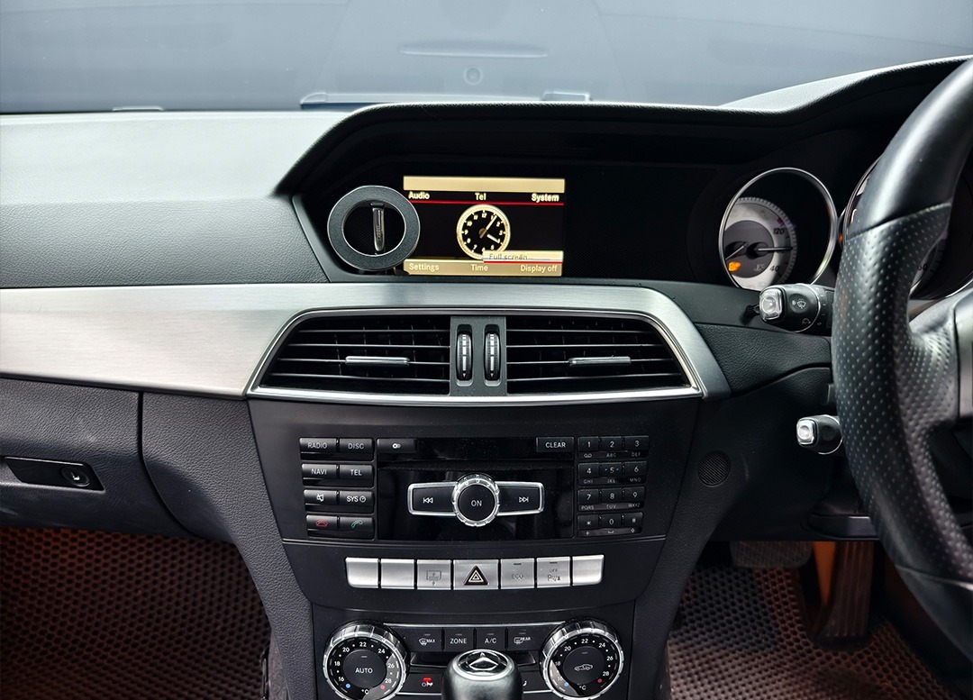 WhatsApp Image 2025-10-20 at 09.32.01 (2)