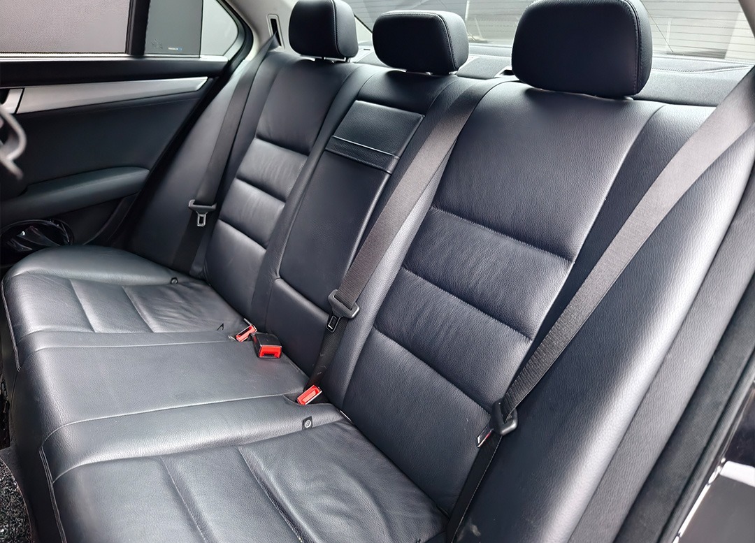 WhatsApp Image 2025-10-20 at 09.32.03 (1)