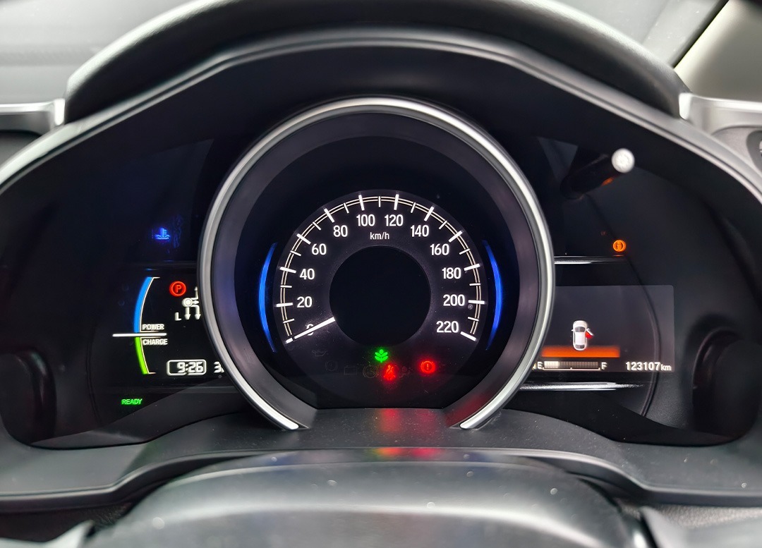 WhatsApp Image 2025-10-20 at 09.29.41