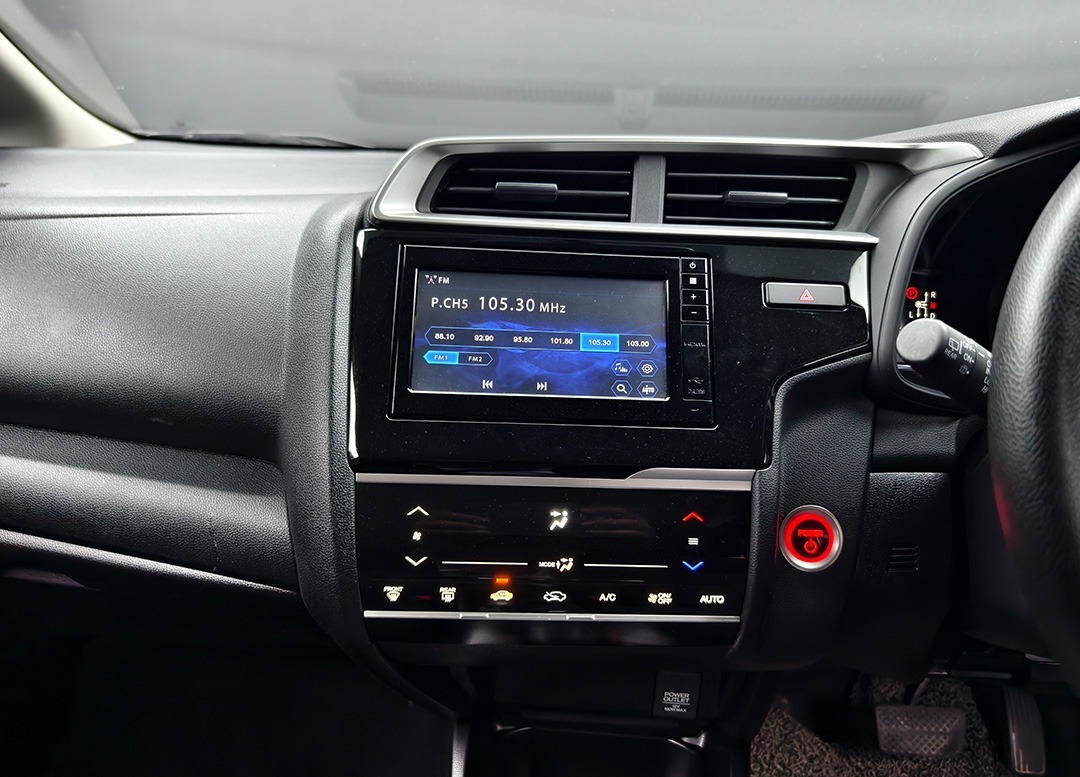 WhatsApp Image 2025-10-20 at 09.29.40 (1)