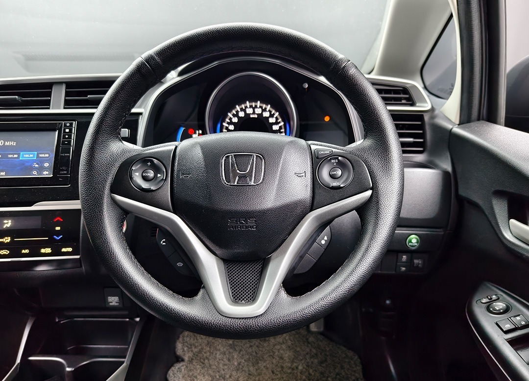 WhatsApp Image 2025-10-20 at 09.29.40 (2)