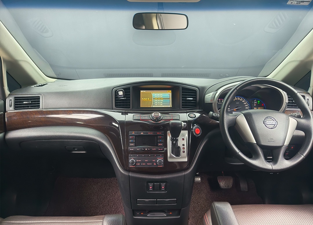 WhatsApp Image 2025-10-21 at 17.03.44 (1)