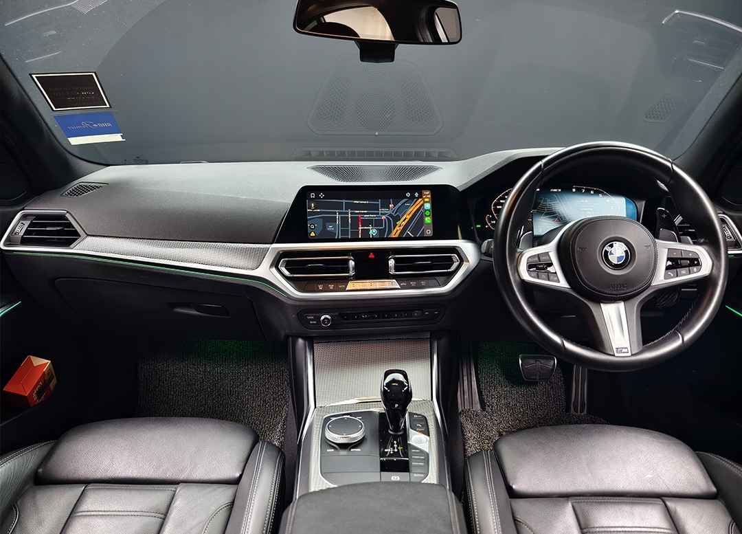 WhatsApp Image 2025-10-21 at 16.48.46 (1)