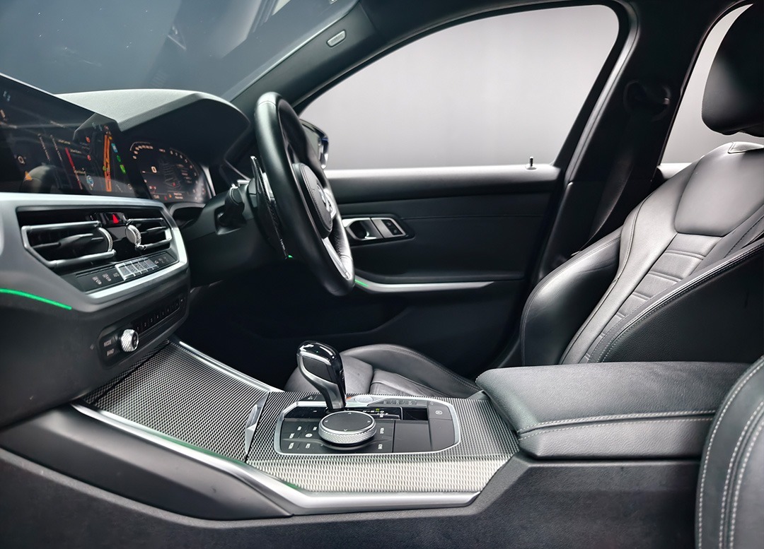 WhatsApp Image 2025-10-21 at 16.48.48 (2)