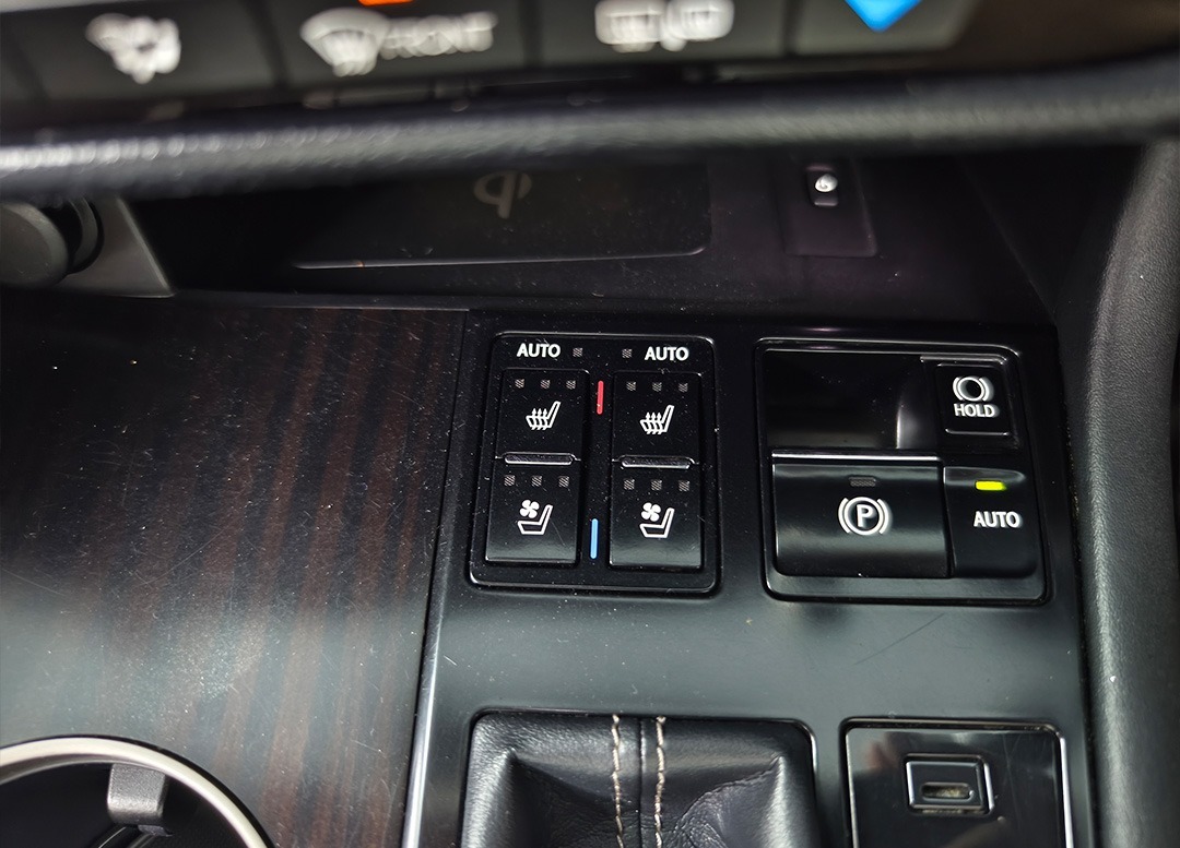 WhatsApp Image 2025-10-23 at 13.41.49 (2)