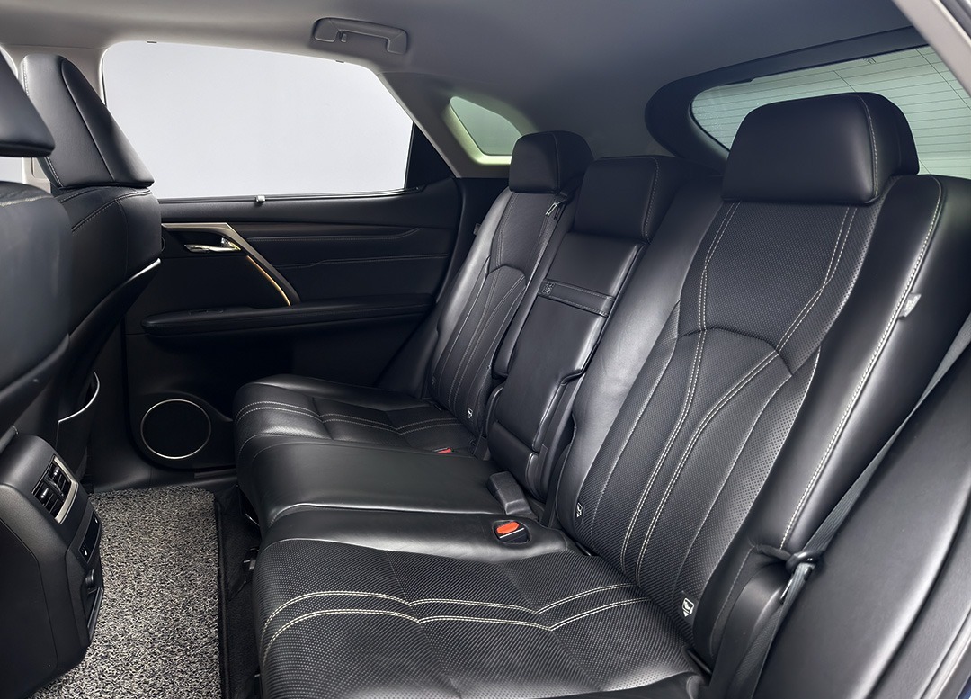 WhatsApp Image 2025-10-23 at 13.41.51