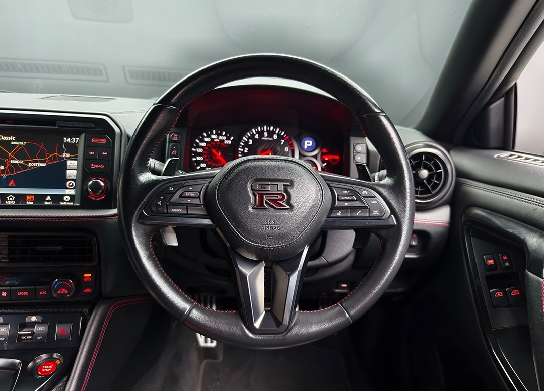 WhatsApp Image 2025-10-23 at 13.35.37 (1)