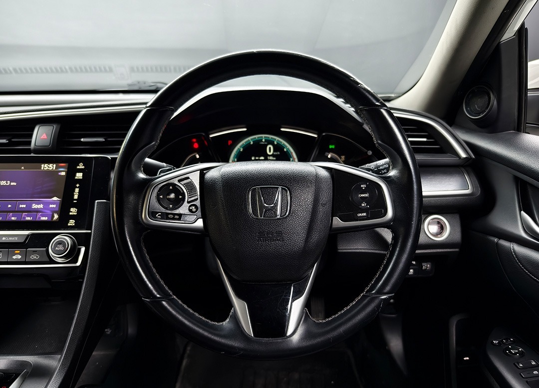 WhatsApp Image 2025-10-23 at 13.34.11 (2)