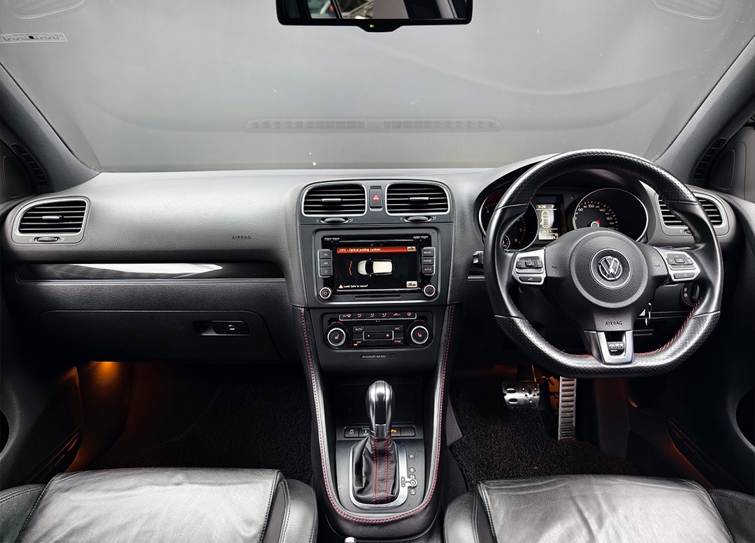 WhatsApp Image 2025-10-26 at 18.49.15 (1)