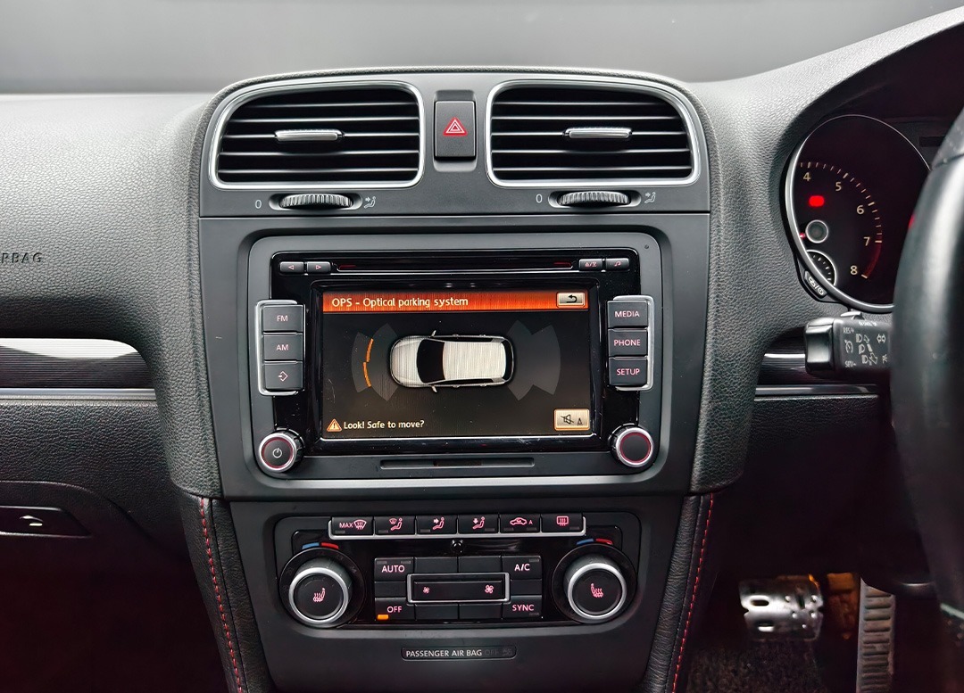 WhatsApp Image 2025-10-26 at 18.49.16 (1)