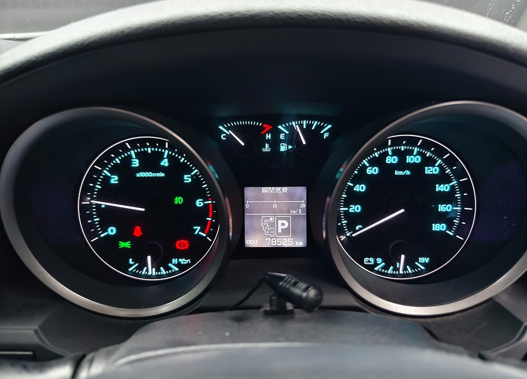 WhatsApp Image 2025-10-26 at 18.50.36 (1)