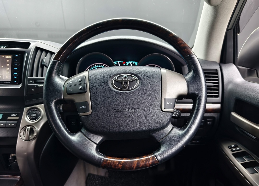 WhatsApp Image 2025-10-26 at 18.50.37